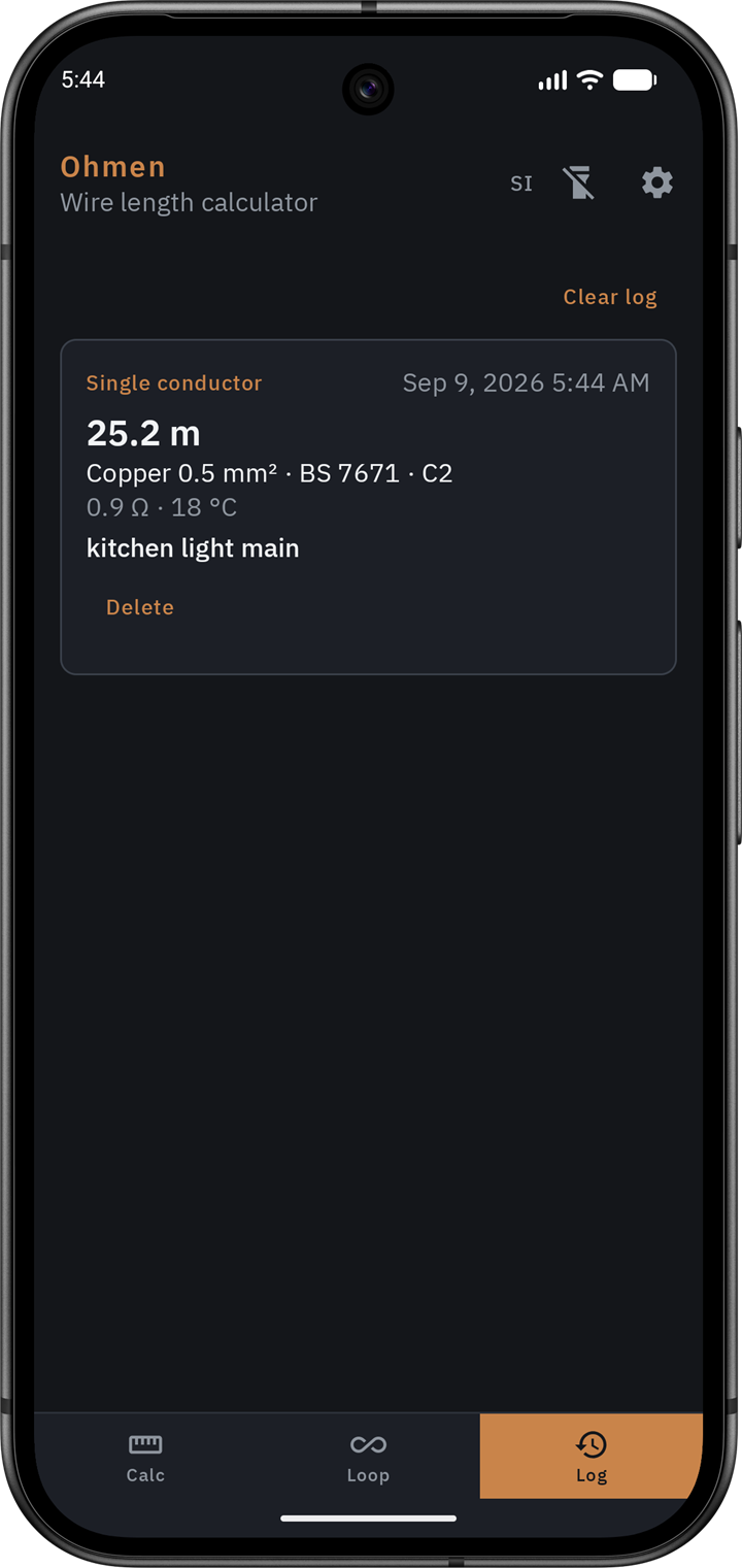 Log screen listing one saved single conductor estimate of 25.2 metres for copper 0.5 mm² under BS 7671 class 2, measured at 0.9 ohms and 18 degrees, tagged kitchen light main.